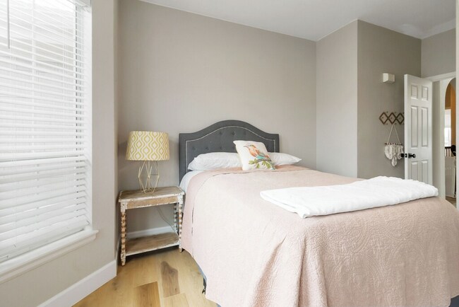 Foto del edificio - 2306 Beacham Dr