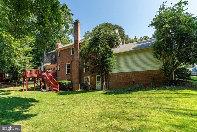 Foto del edificio - 10108 Donegal Ct