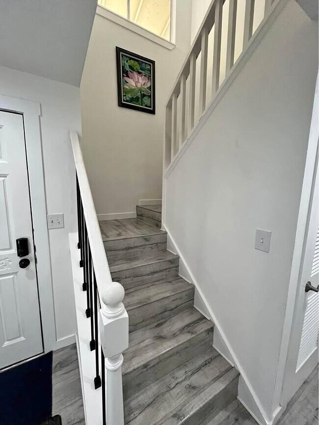 Foto del edificio - 2112 164th Ave NE
