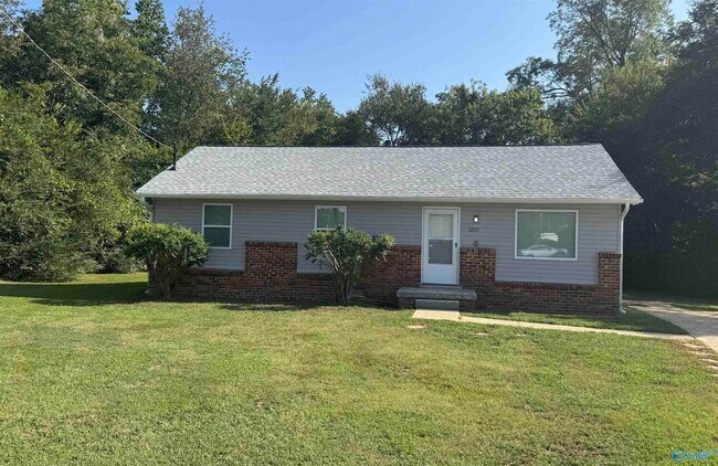Building Photo - 3205 Delisa Cir NW