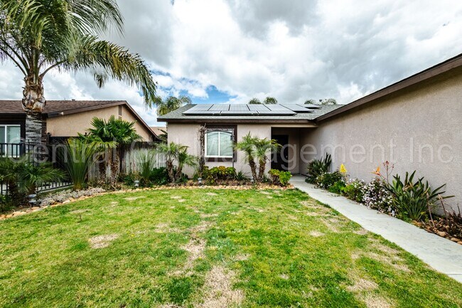 Building Photo - 4 Bedroom/2 Bath Home with Paid Solar - $2...