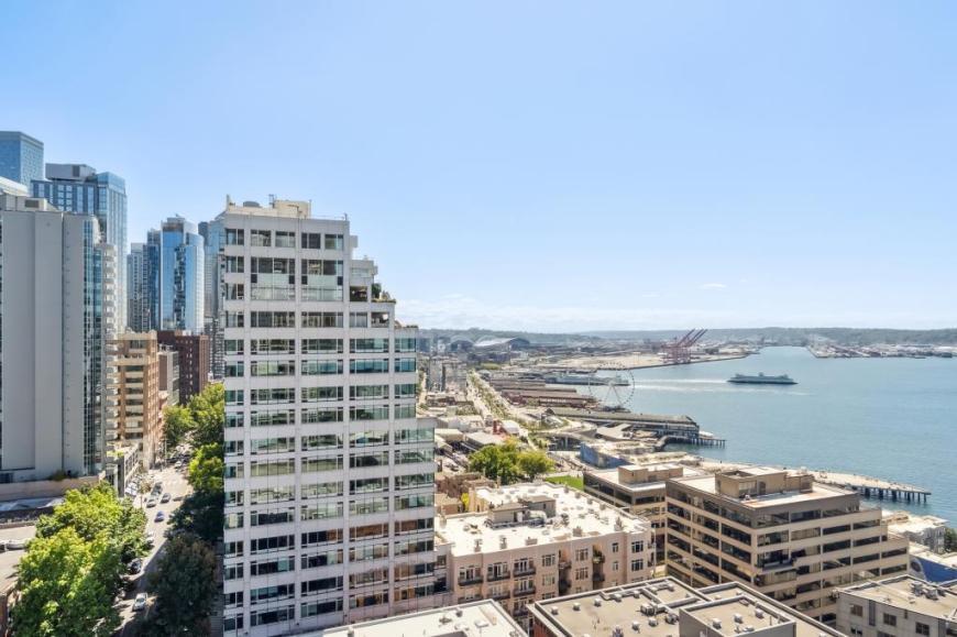 Foto principal - 1 bedroom in Seattle WA 98121