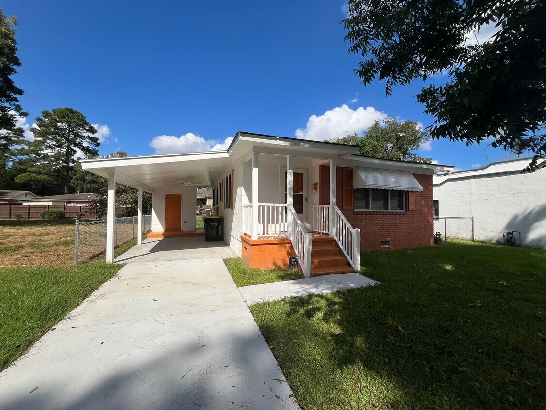 Foto principal - 1320 E 35th St
