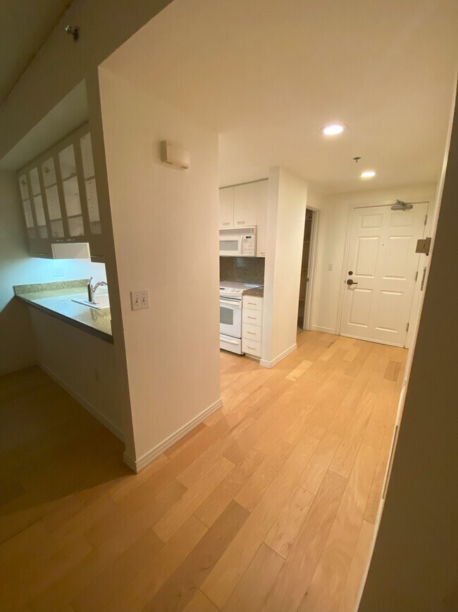 Foto del edificio - 1132 SW 19th Ave