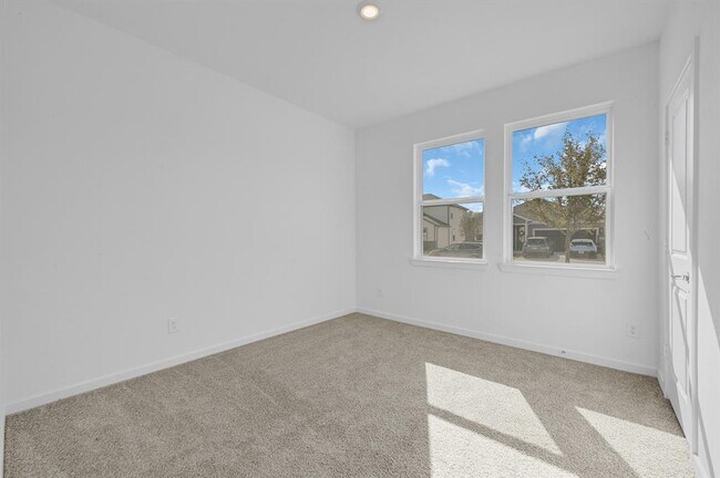 Building Photo - 21814 Redwood Blf Trl