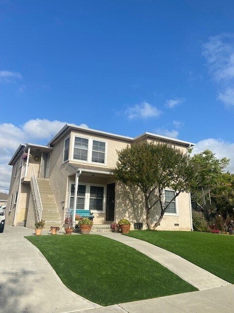 Unit is the entire Top Floor - 3709 Lime Ave