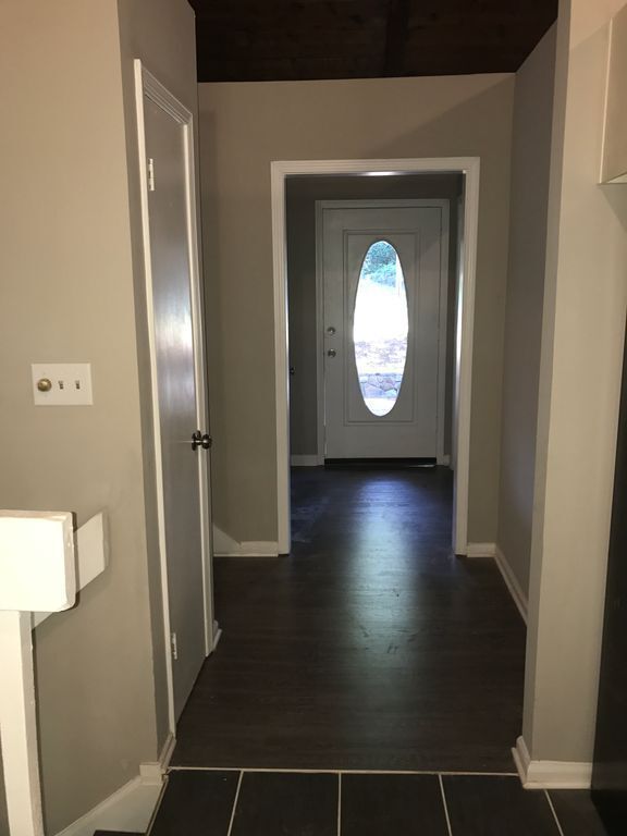Foto del edificio - Spacious 4 Bedroom 2.5 Bathroom Rental.  M...