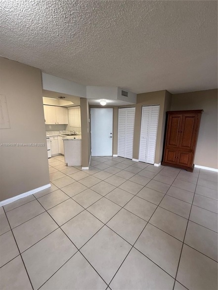 Building Photo - 8215 SW 152nd Ave