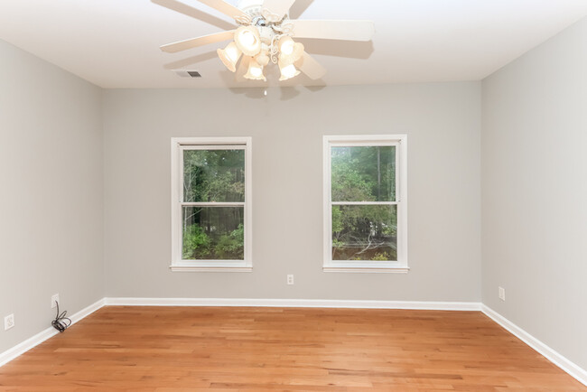 Building Photo - Brick Home in McDonough, GA