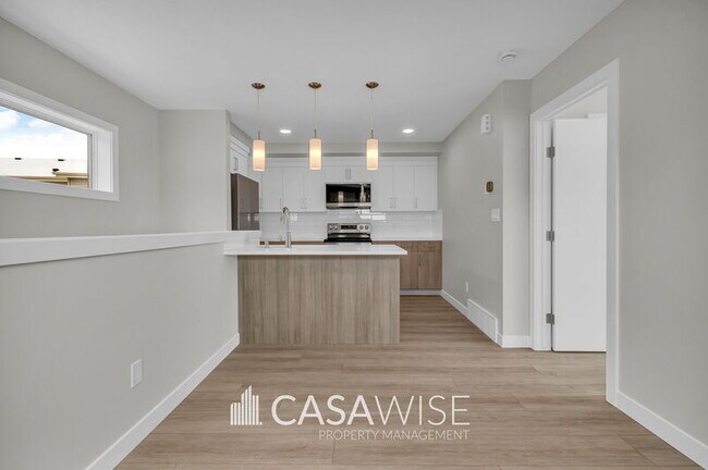 Photo du bâtiment - 1059 Berg Pl