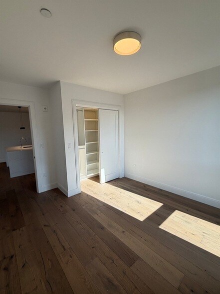 Foto del edificio - 1121 Dorchester Ave