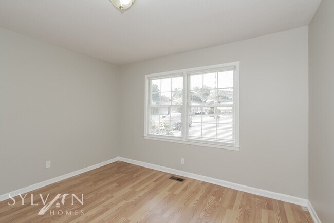 Building Photo - Feel like you are on vacation every day in...