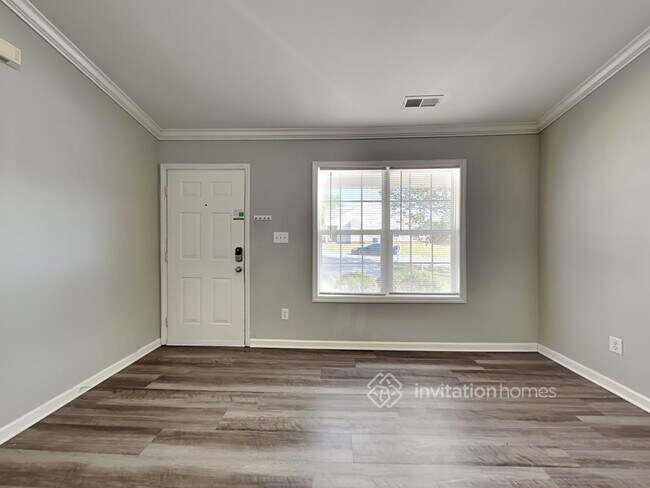 Building Photo - 2617 Lilymount Dr