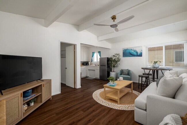 Foto del edificio - 4587 Saratoga Ave