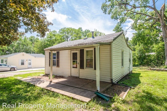 Building Photo - 2 br, 1 bath House - 4414 SE 8th Street