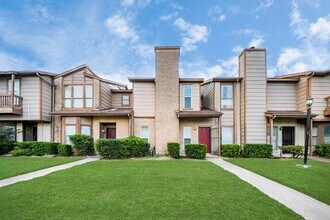 Building Photo - 12500 Brookglade Cir