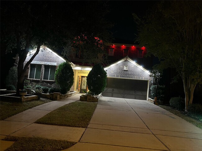 Foto del edificio - 4815 Ashley Hope Dr