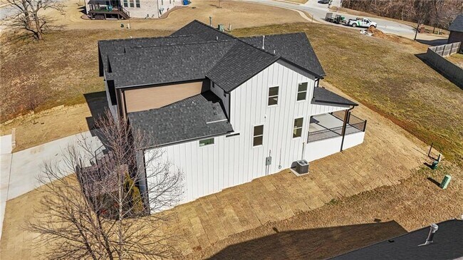 Foto del edificio - 2170 Hopkins Ln