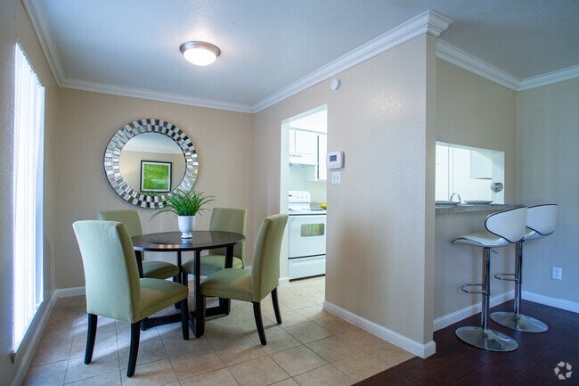 Dining Area - Falls of Las Villas