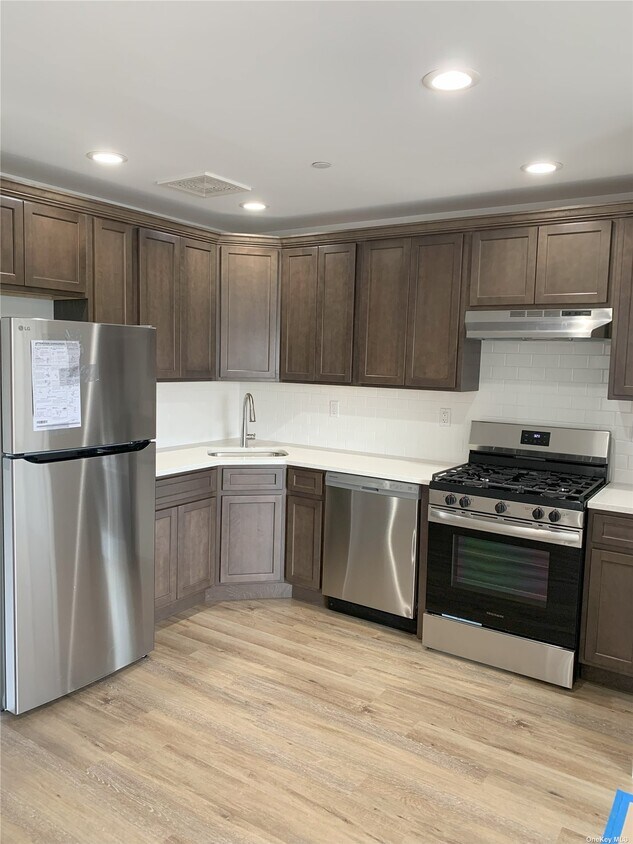 Foto principal - 6208 Hillmeyer Rd