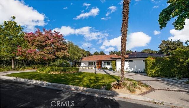 Building Photo - 4124 Oak Hollow Rd