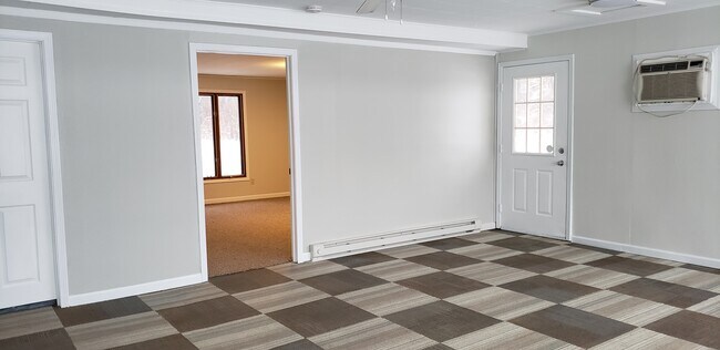 Building Photo - 8620 Portage Rd