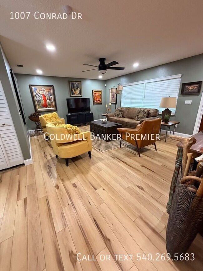 Foto del edificio - 1007 Conrad Dr