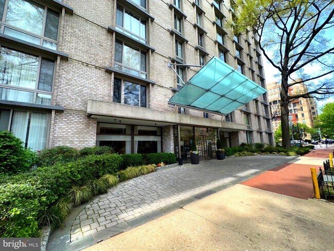 Foto del edificio - 950 25th St NW