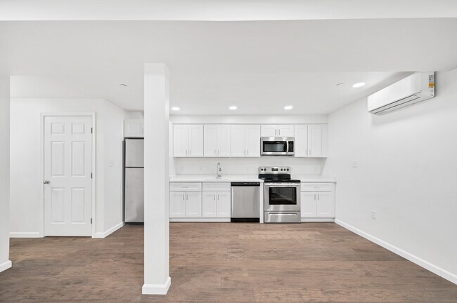 Kitchen - 5333 42nd St NW