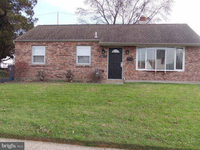 Foto del edificio - 2613 Crafton Dr