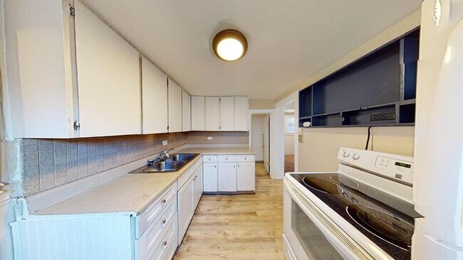 Foto del edificio - 222 E Harrison St