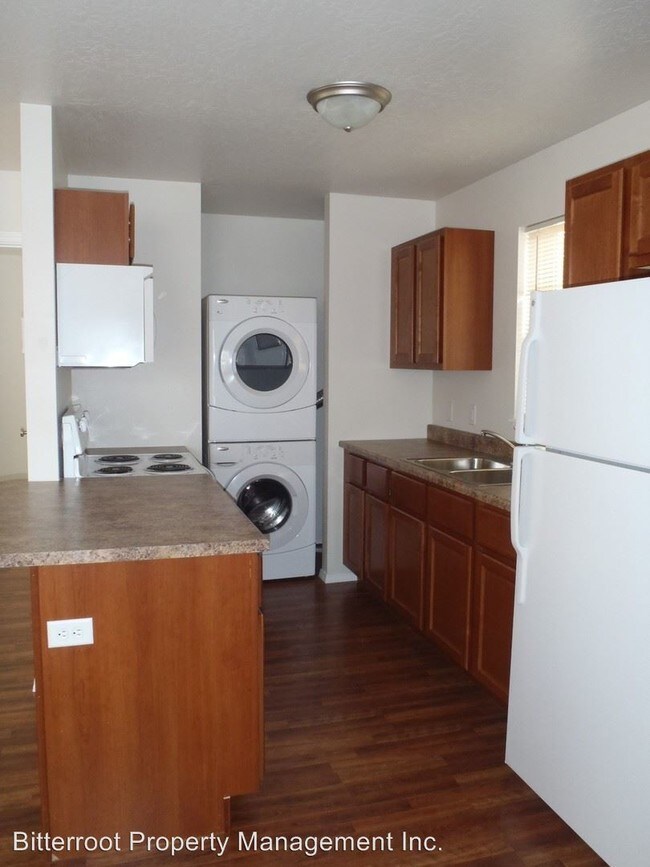 Building Photo - 1309 Montana St