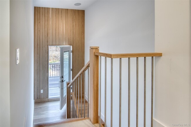 Building Photo - 32 Library Ave