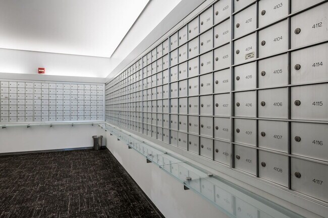 Foto del edificio - 2800 N Lake Shore Dr