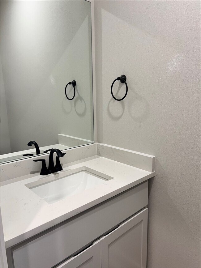 Foto del edificio - 1801 Lapis Ave