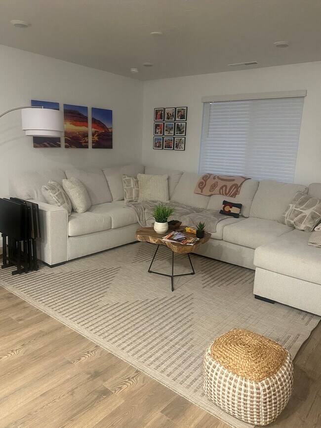 Foto del edificio - Townhome in Long Valley!