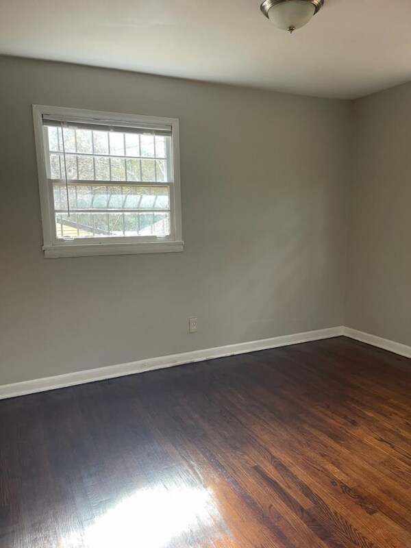 Building Photo - 1017 Rebel Forest Dr SE