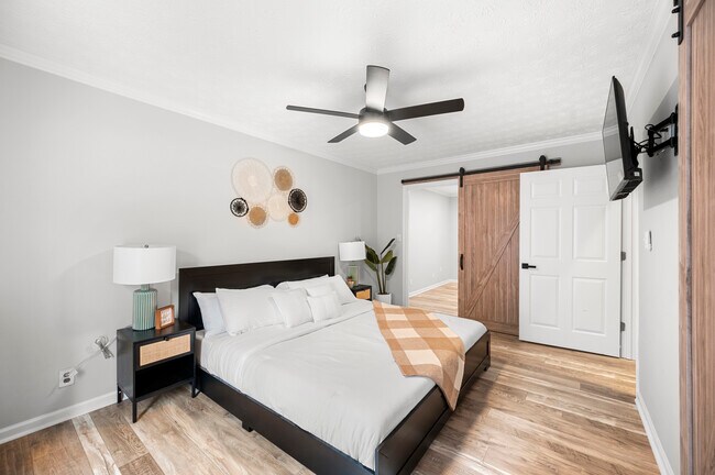 Photo - 703 Eva Kennedy Rd House