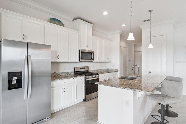 Building Photo - 2516 Yellow Brick Rd