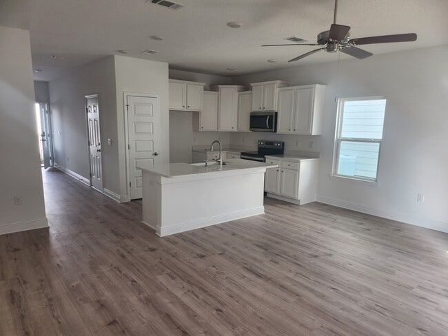 Foto del edificio - 12 Redbird Lp