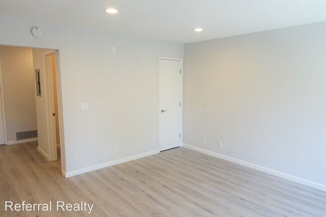 Building Photo - 4 br, 2.5 bath House - 4649 Persimmon Place