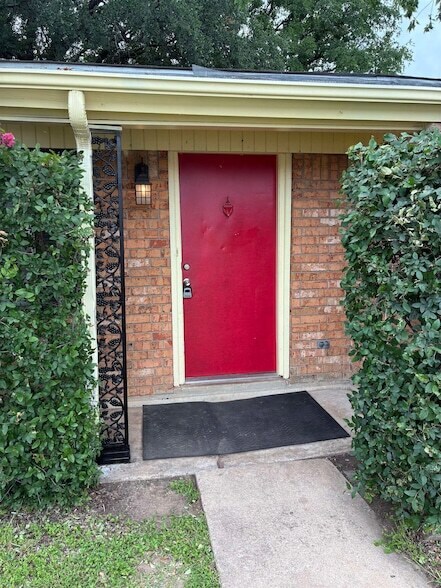 Foto del edificio - 1112 Northwood Dr
