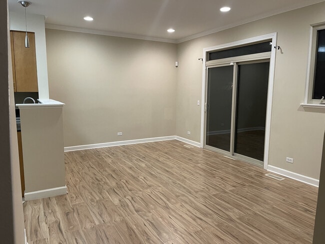 Photo - 804 Skokie Blvd Townhome