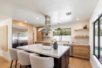 Building Photo - 7553 E Woodshire Cove