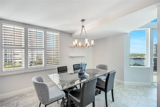 Foto del edificio - 4041 Gulf Shore Blvd N