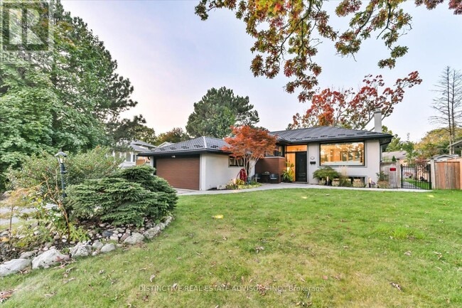 Building Photo - 130 Princess Anne Crescent