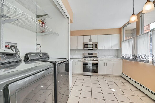 Foto del edificio - 65 Overlook Rd