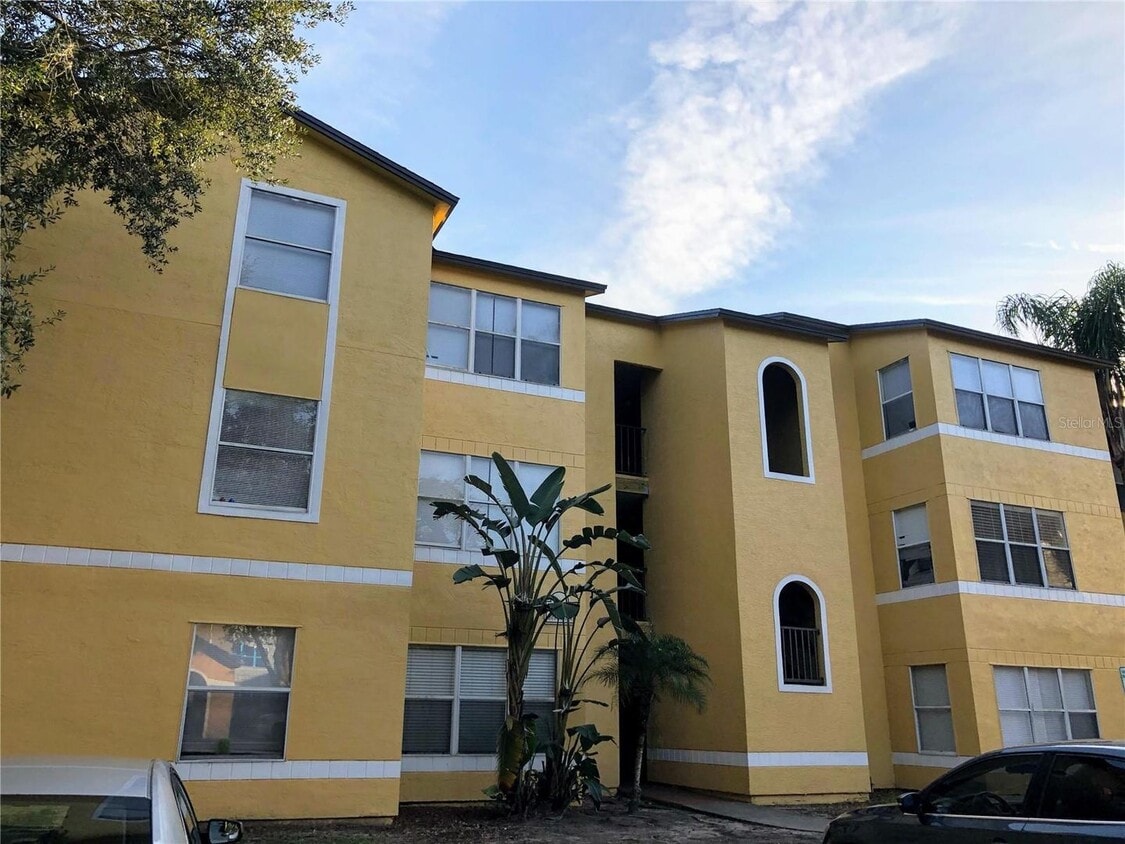 Primary Photo - Venetian Place Condominium