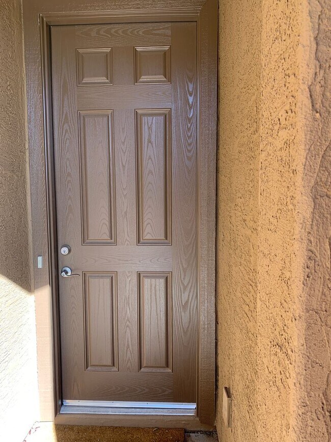 Foto del edificio - 3 Bedroom 2 Bath Home with 2 car garage, only built in 2020