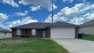 Building Photo - 4406 Hondo Dr